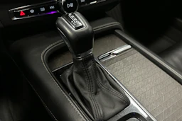 harmaa Volvo V90 Cross Country 2018 kuva 35.