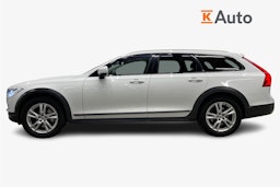 valkoinen Volvo V90 Cross Country 2018 kuva 6.