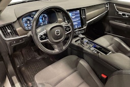 valkoinen Volvo V90 Cross Country 2018 kuva 7.