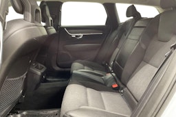 valkoinen Volvo V90 Cross Country 2018 kuva 10.