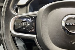 valkoinen Volvo V90 Cross Country 2018 kuva 24.