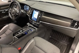 valkoinen Volvo V90 Cross Country 2018 kuva 30.