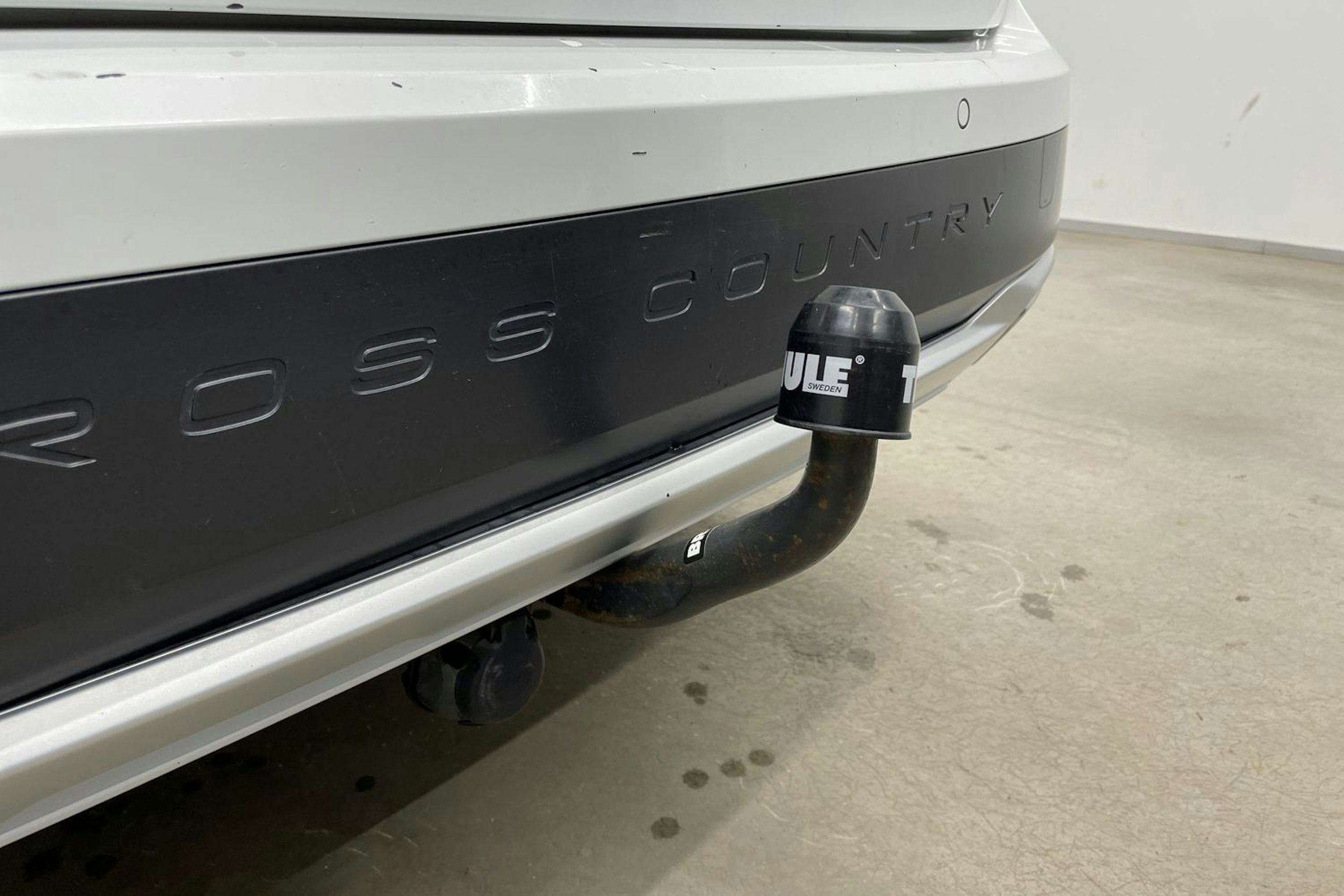 valkoinen Volvo V90 Cross Country 2018 kuva 31.