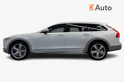 valkoinen Volvo V90 Cross Country 2018 kuva 5.