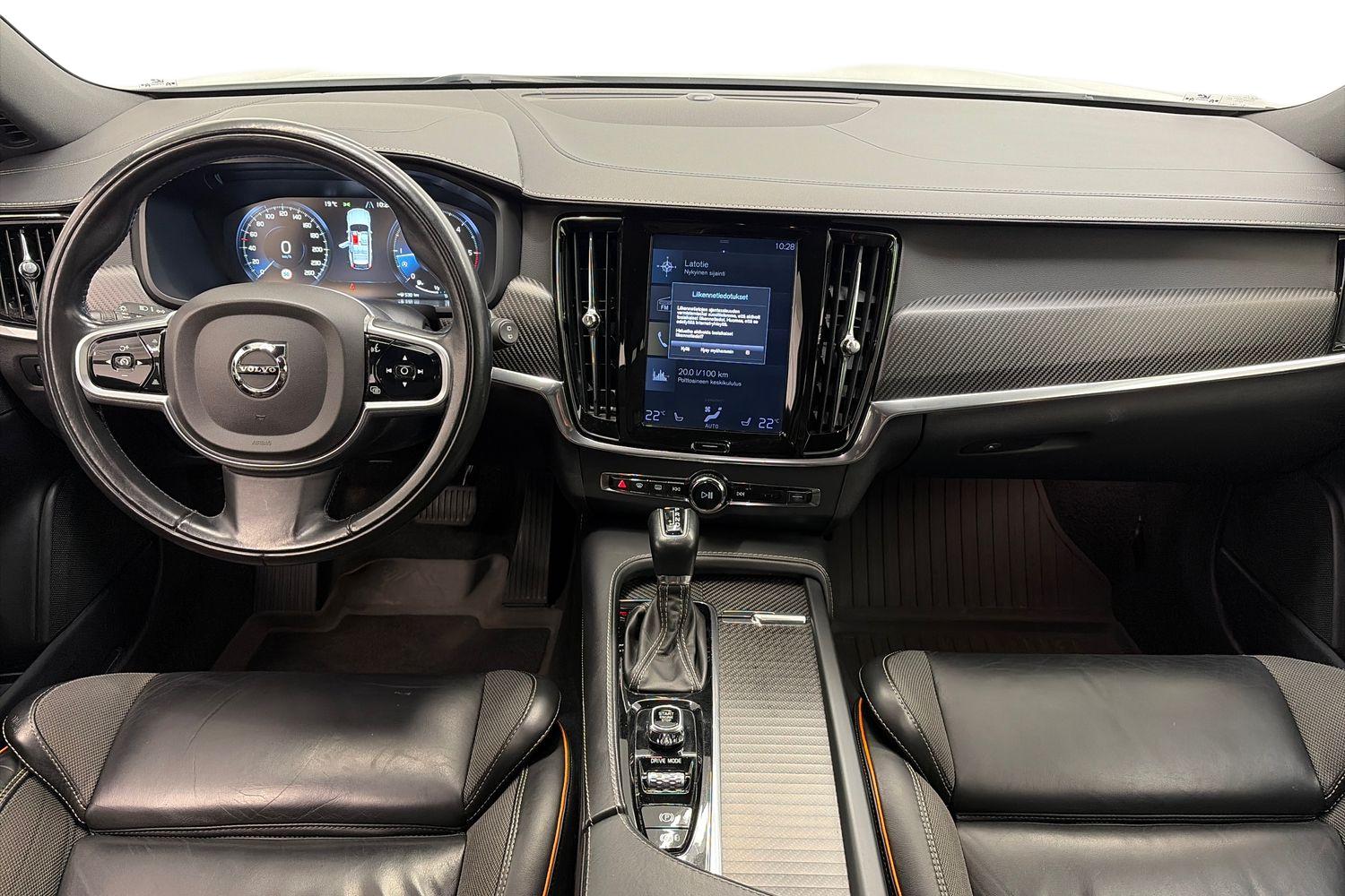 Volvo V90 Cross Country 2018, kuva 7/35