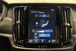 valkoinen Volvo V90 Cross Country 2018 kuva 31.
