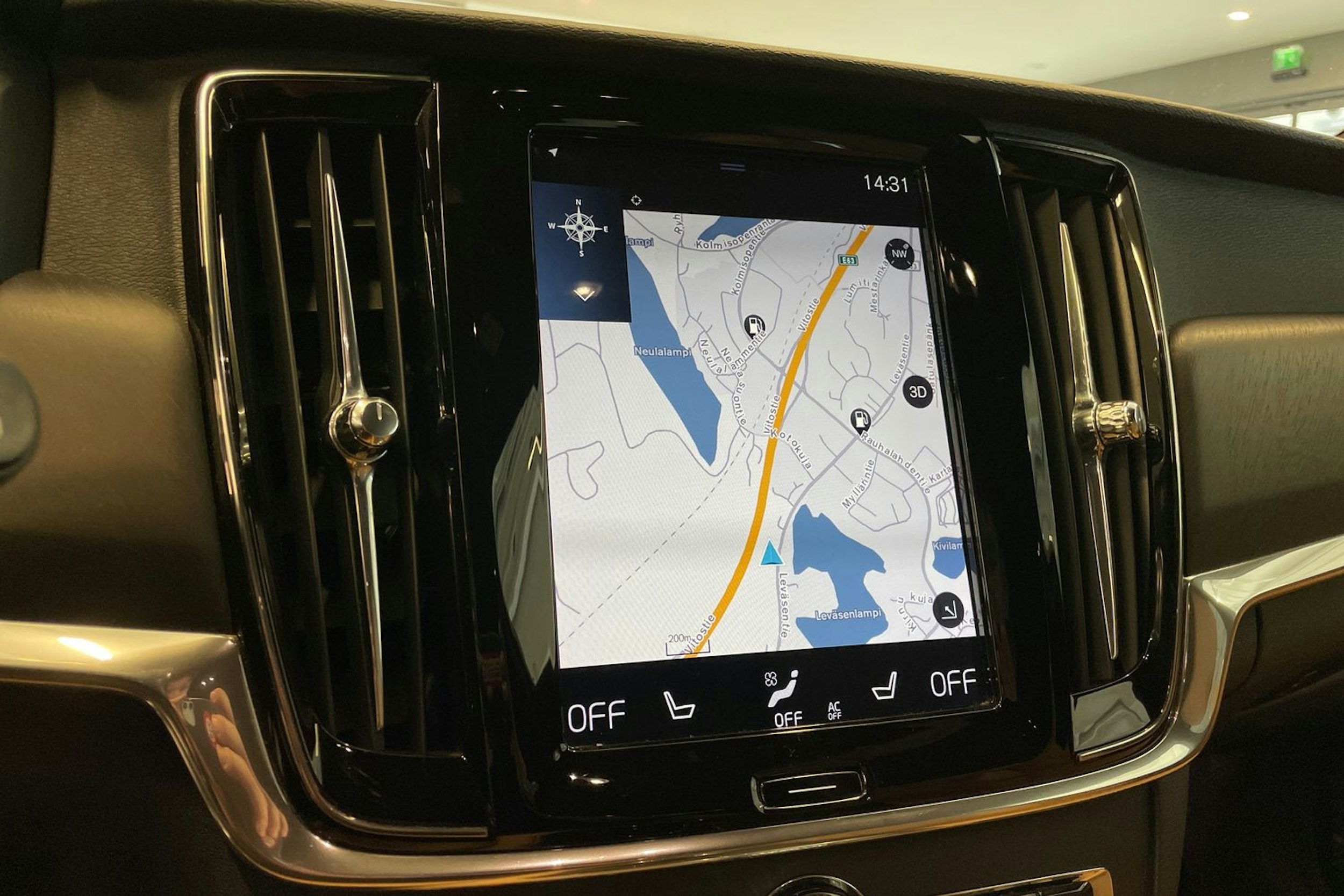 musta Volvo V90 Cross Country 2018 kuva 16.
