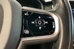 musta Volvo V90 Cross Country 2018 kuva 19.