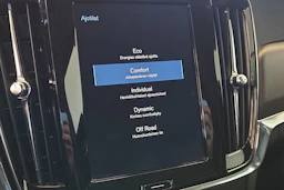 Musta Volvo V90 Cross Country 2018 kuva 19.
