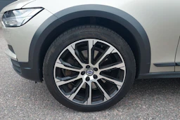 ruskea (beige) Volvo V90 Cross Country 2019 kuva 8.