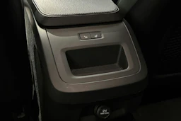ruskea (beige) Volvo V90 Cross Country 2019 kuva 17.