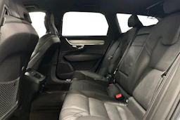 harmaa Volvo V90 Cross Country 2020 kuva 11.