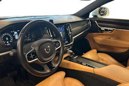 met. valkoinen Volvo V90 Cross Country 2019 kuva 3.