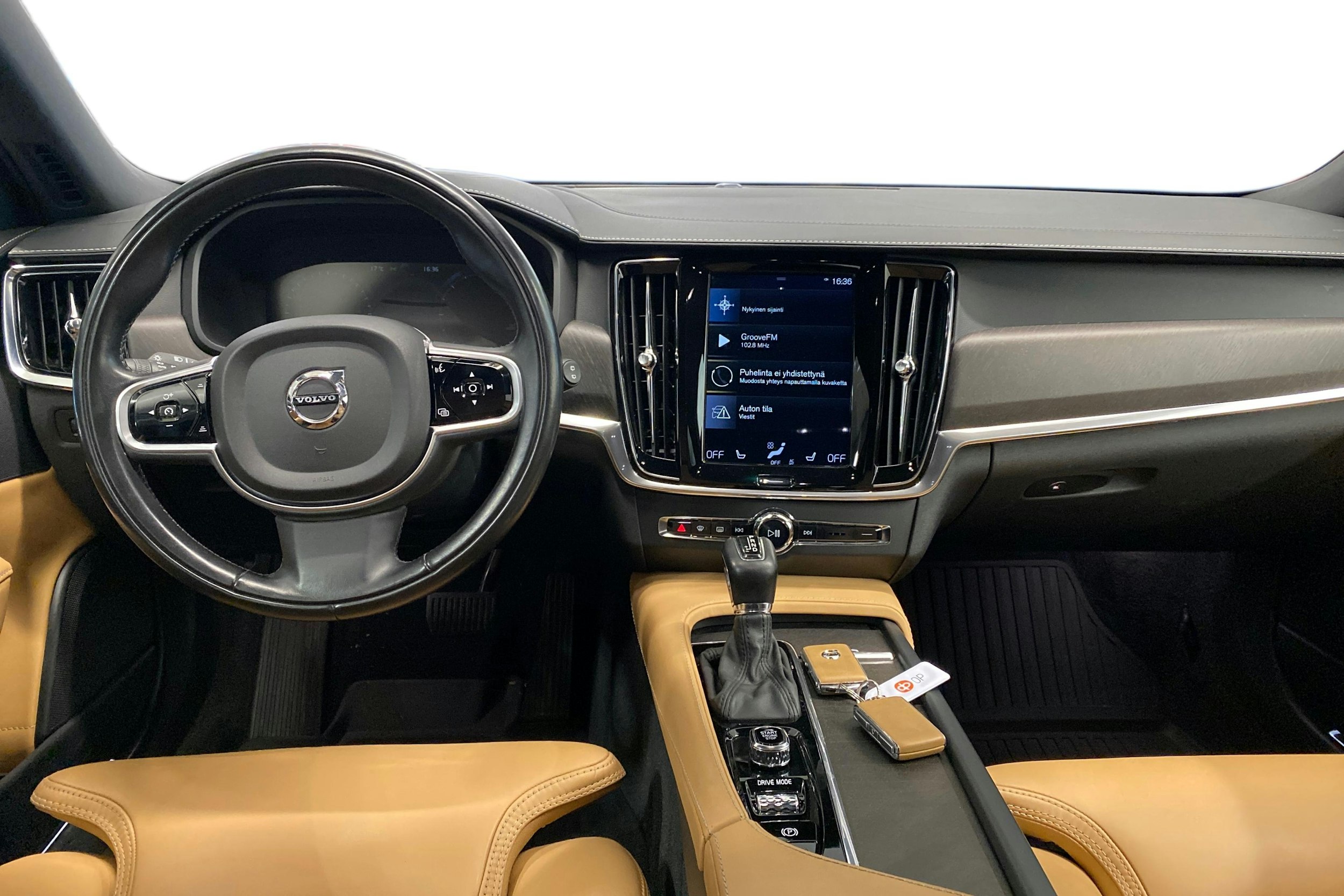 ruskea (beige) Volvo V90 Cross Country 2019 kuva 9.
