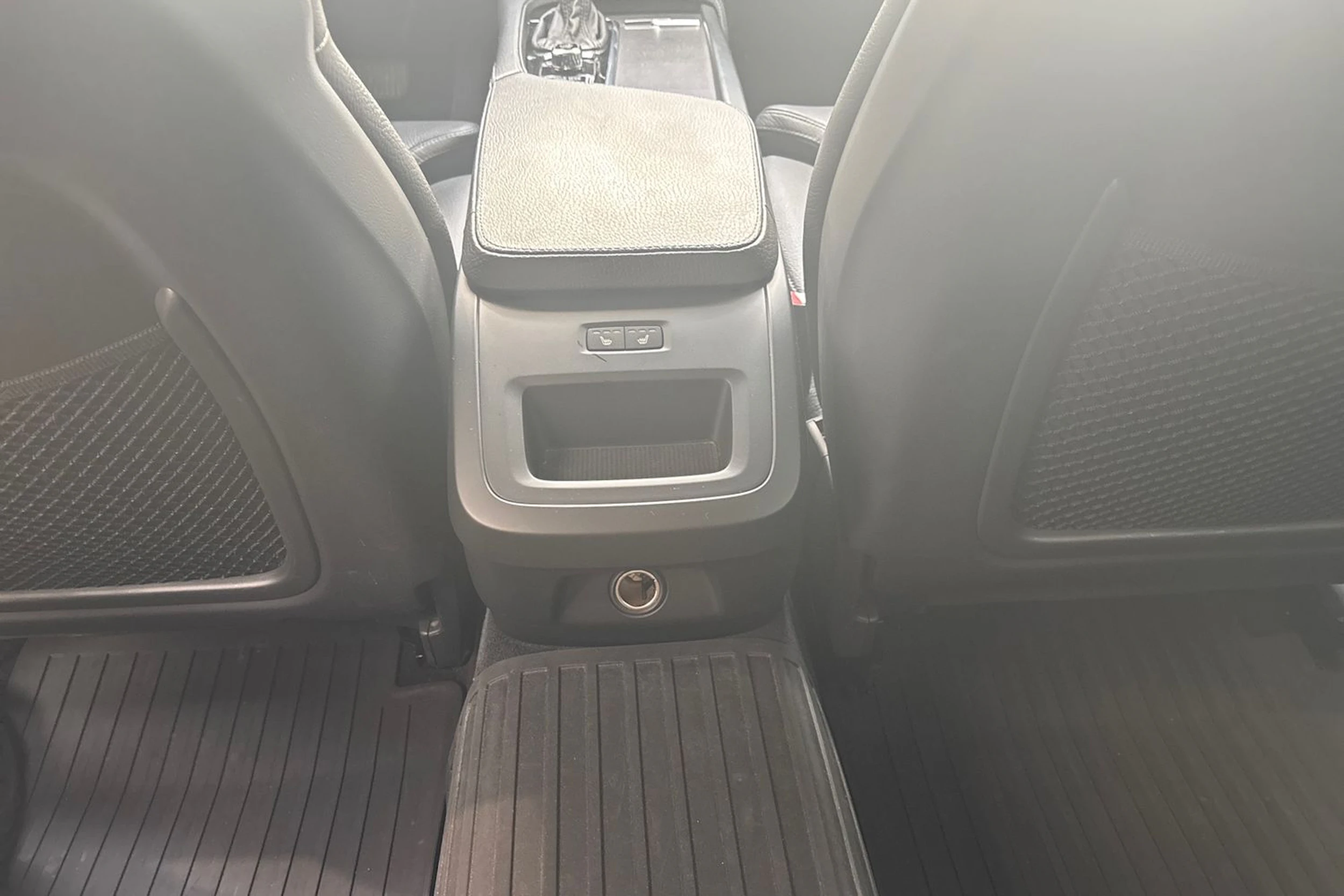 ruskea (beige) Volvo V90 Cross Country 2019 kuva 14.