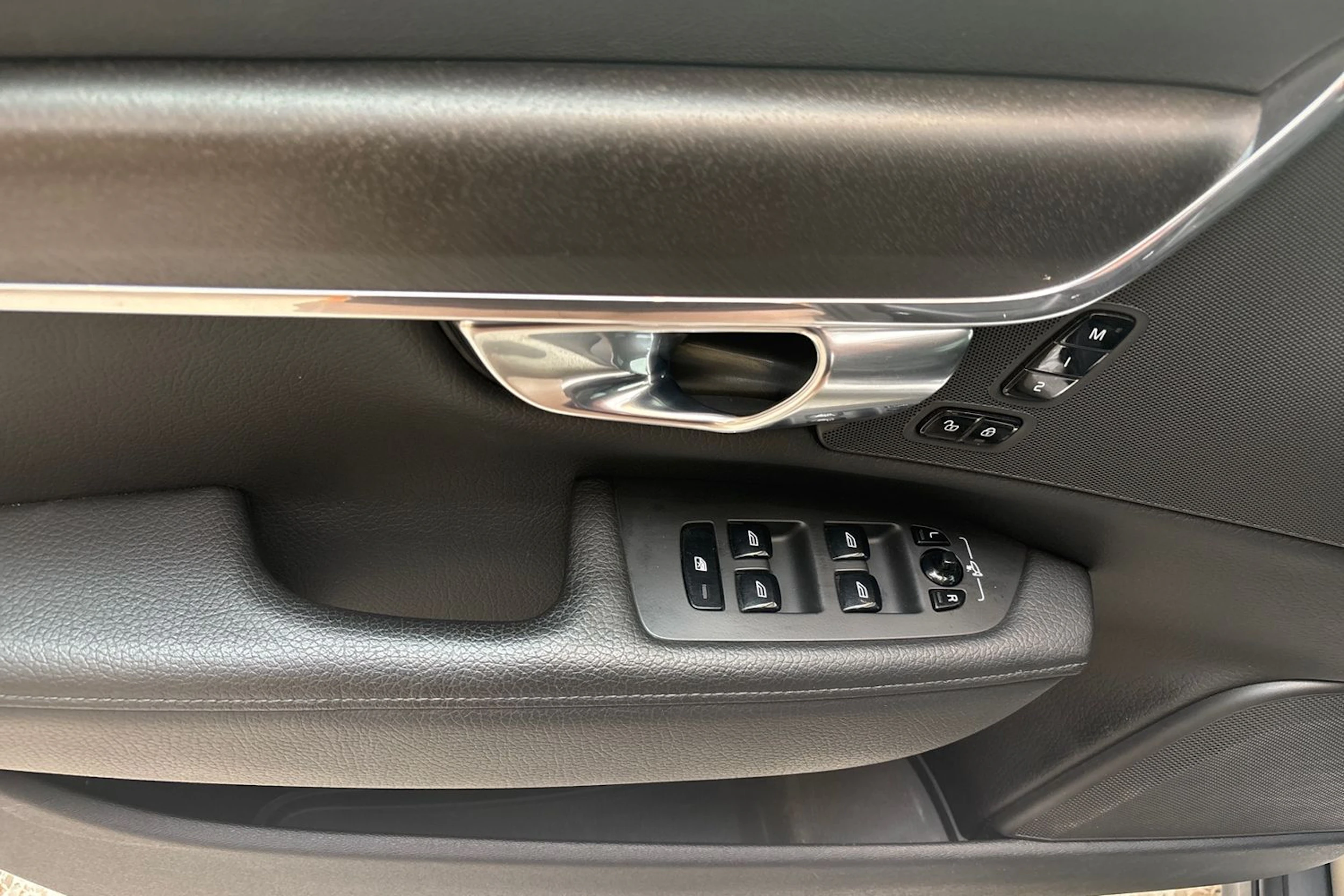 ruskea (beige) Volvo V90 Cross Country 2019 kuva 15.
