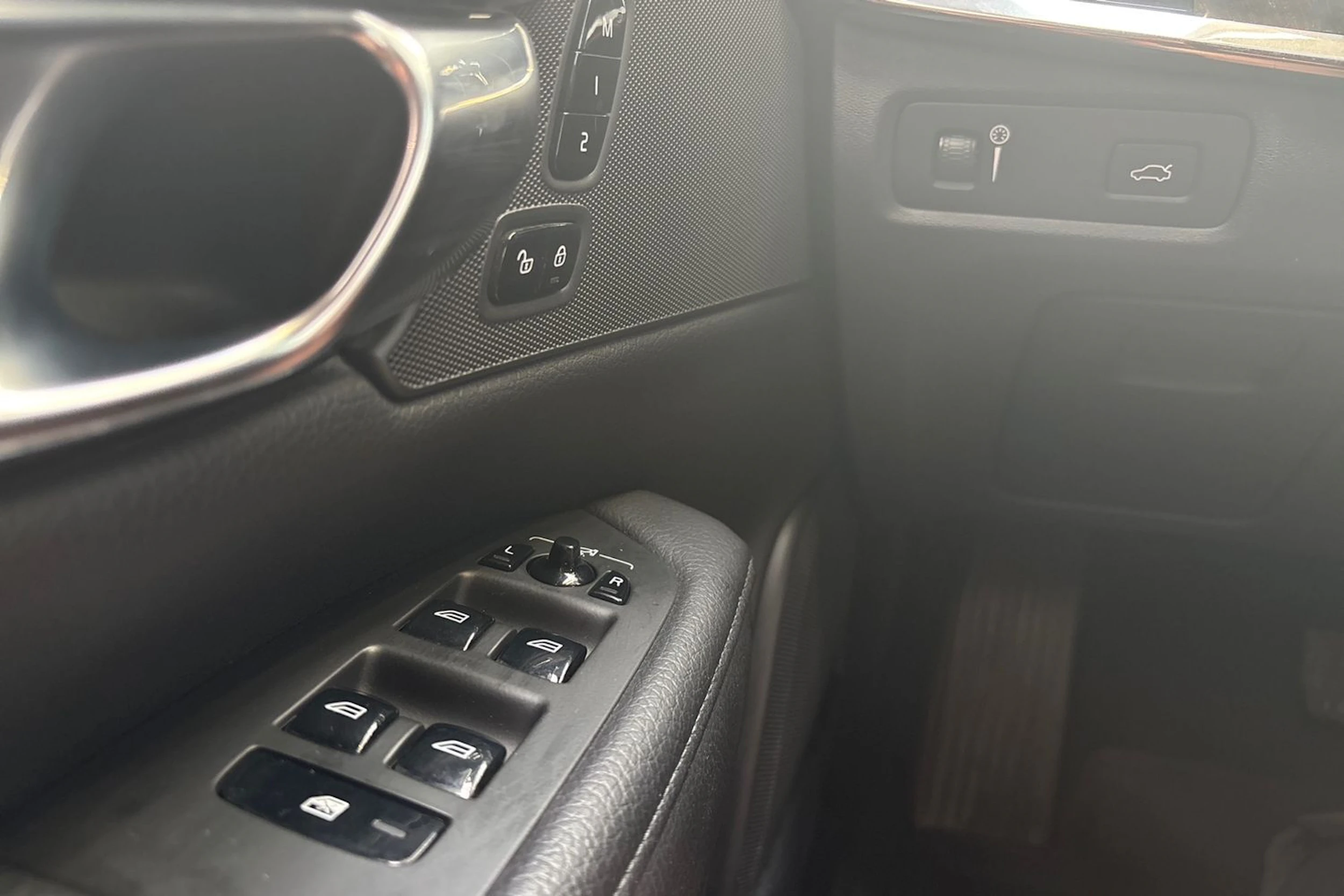 ruskea (beige) Volvo V90 Cross Country 2019 kuva 17.
