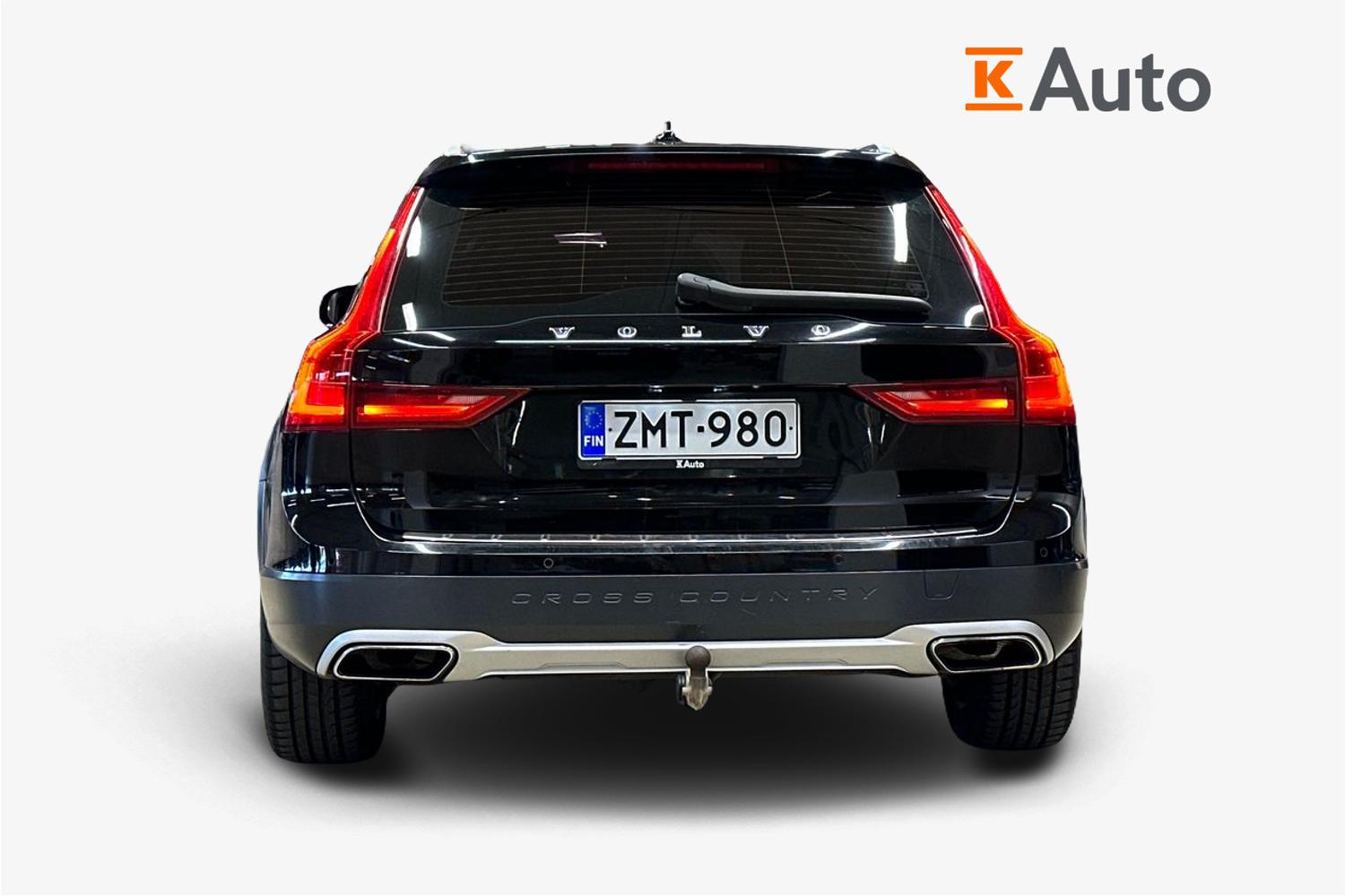 Volvo V90 Cross Country 2019, kuva 3/25