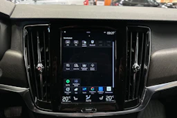 Musta Volvo V90 Cross Country 2019 kuva 15.