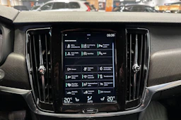 Musta Volvo V90 Cross Country 2019 kuva 16.