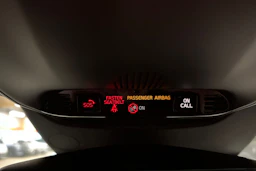Musta Volvo V90 Cross Country 2019 kuva 18.