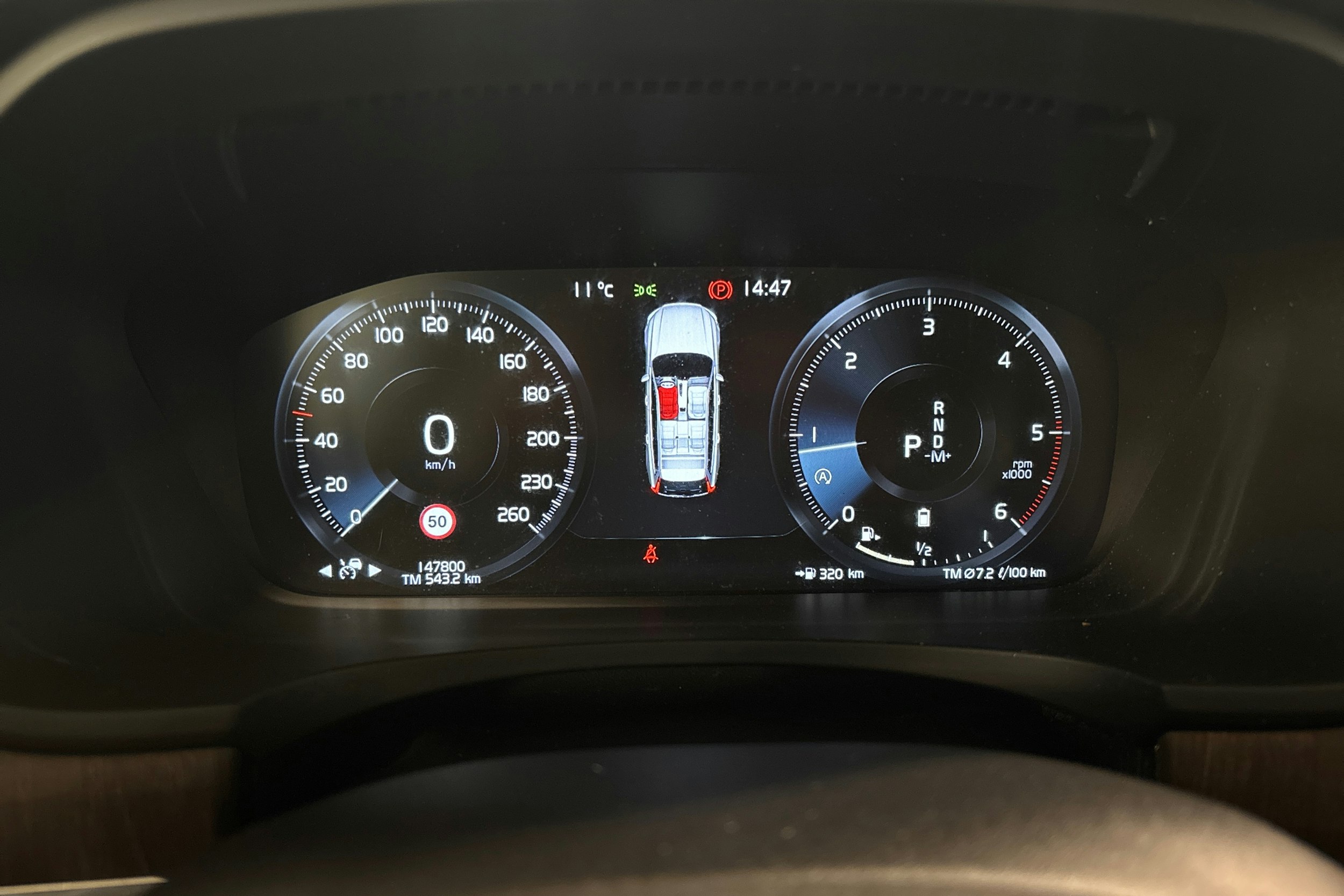 harmaa Volvo V90 Cross Country 2021 kuva 19.