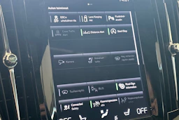 valkoinen Volvo V90 Cross Country 2021 kuva 30.