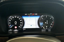 valkoinen Volvo V90 Cross Country 2021 kuva 34.
