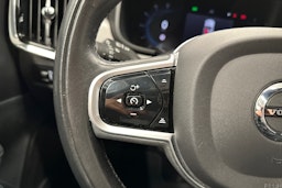 musta Volvo V90 Cross Country 2022 kuva 17.