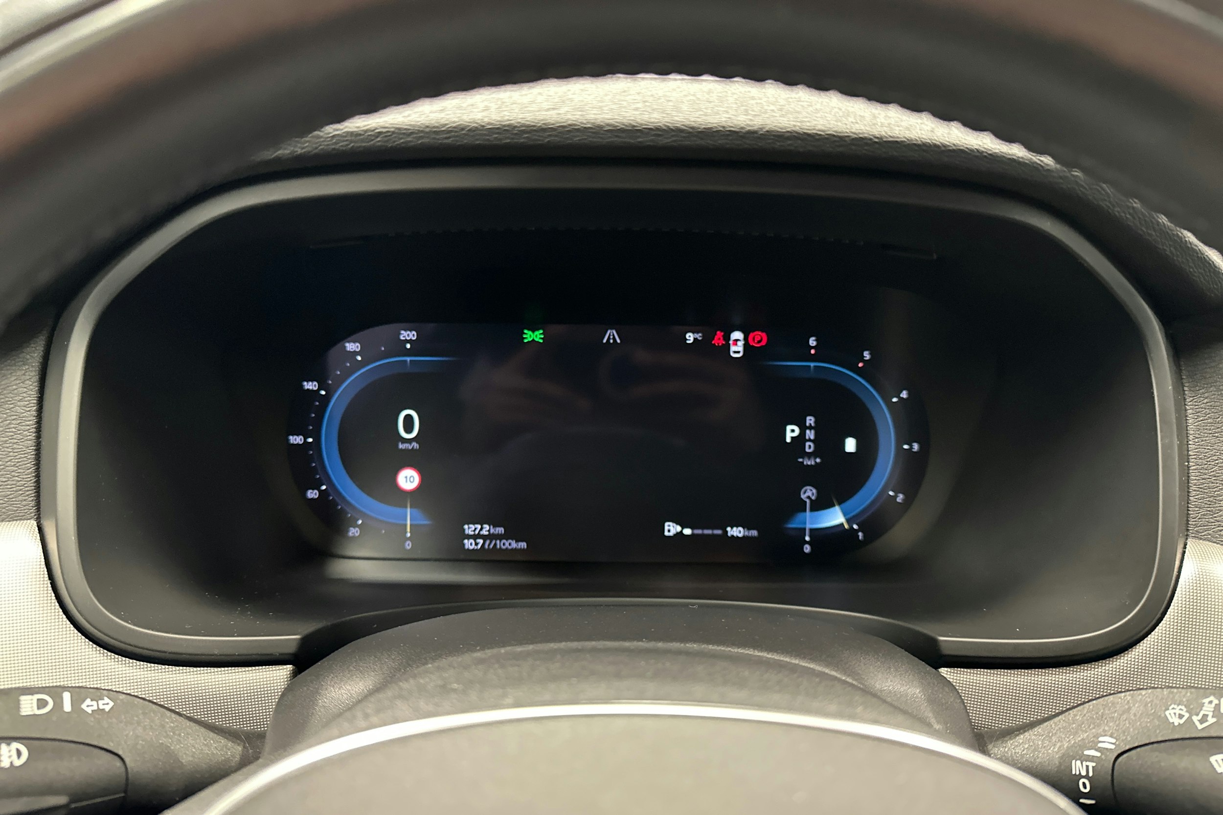 musta Volvo V90 Cross Country 2022 kuva 19.