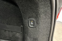 musta Volvo V90 Cross Country 2022 kuva 31.