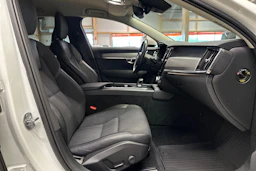 valkoinen Volvo V90 Cross Country 2022 kuva 15.
