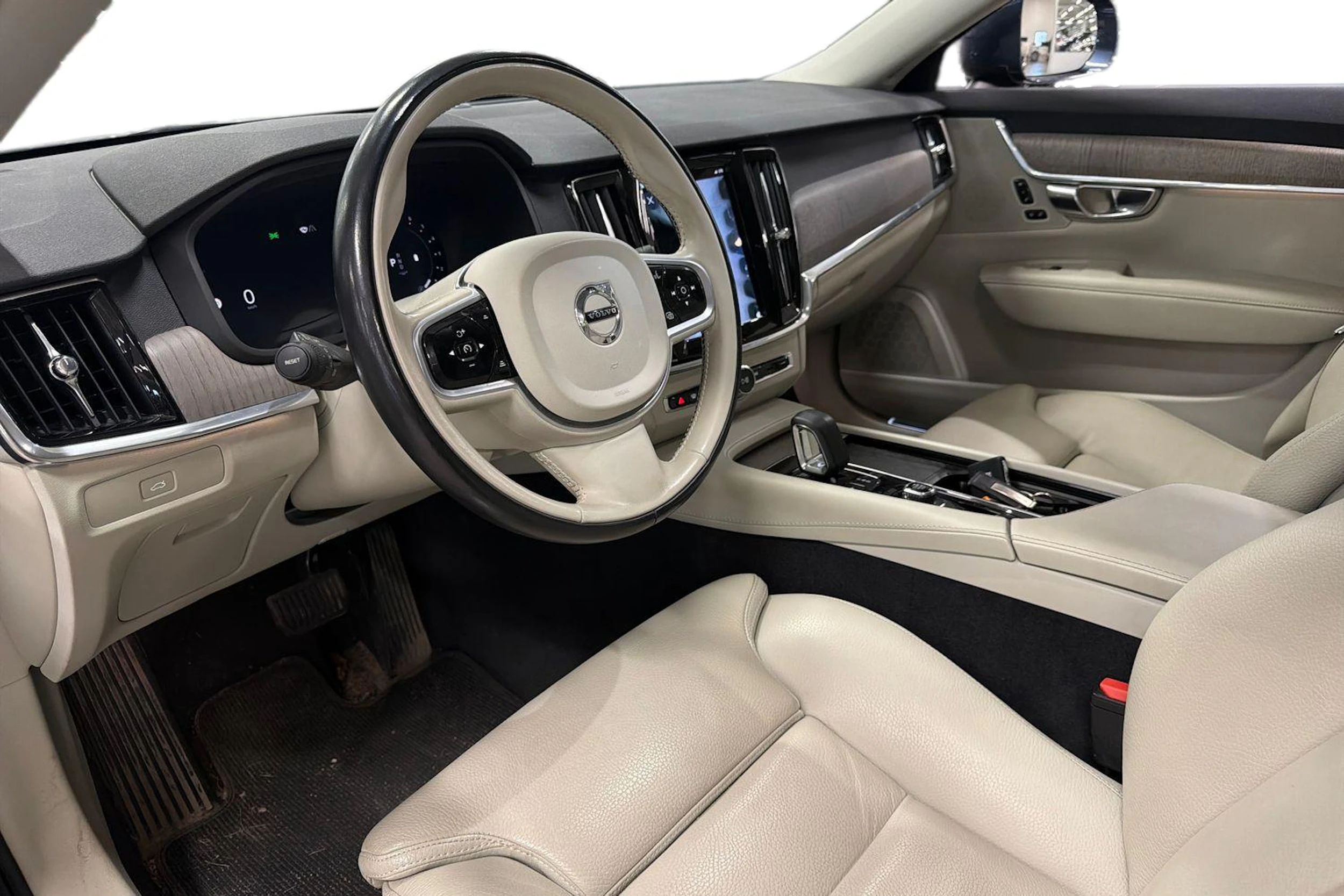 sininen Volvo V90 Cross Country 2023 kuva 3.