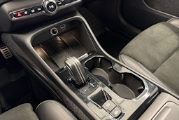 valkoinen Volvo XC40 2018 kuva 29.