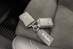 valkoinen Volvo XC40 2018 kuva 30.