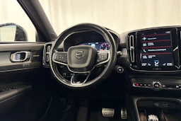 valkoinen Volvo XC40 2018 kuva 12.