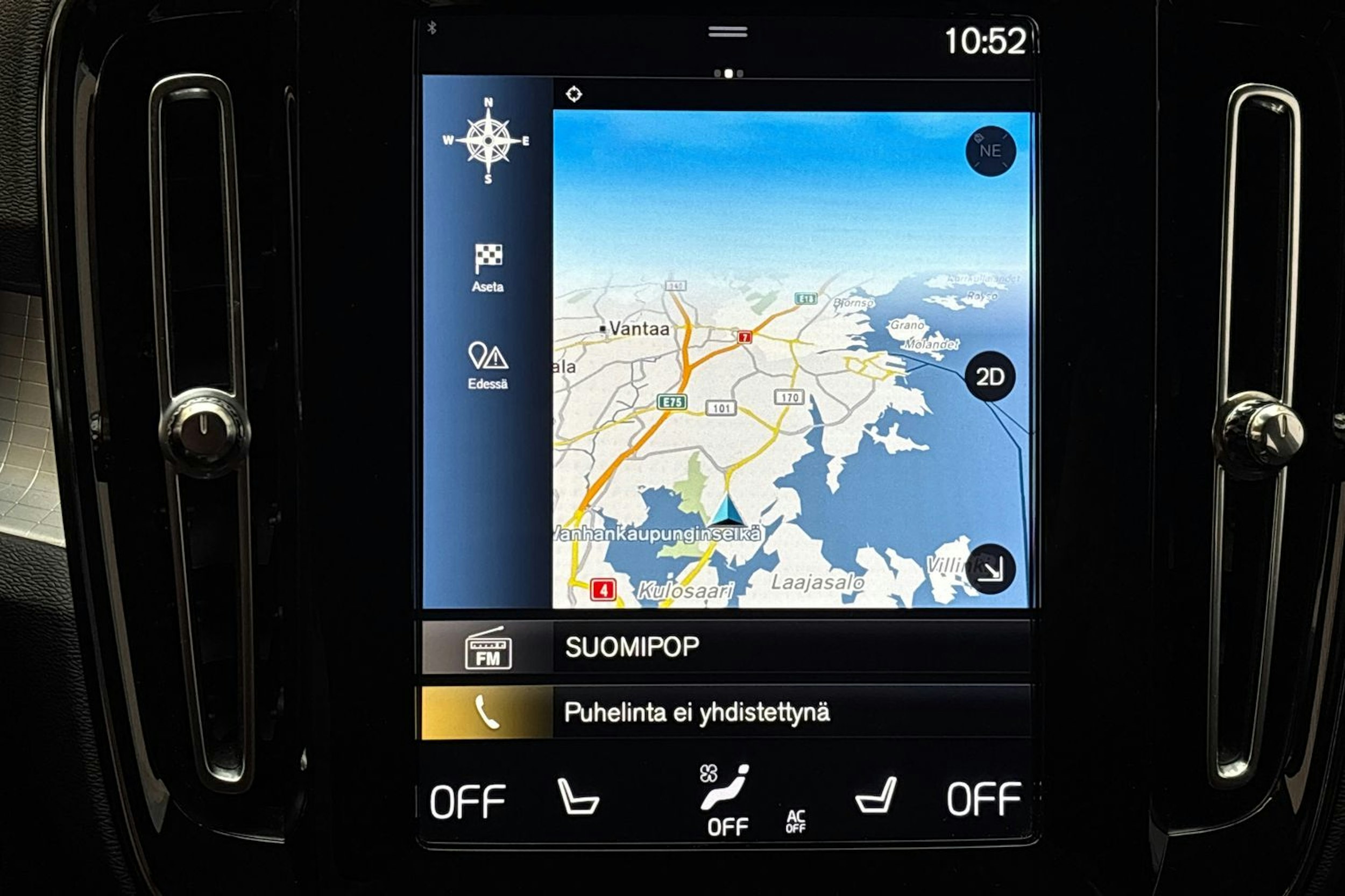 valkoinen Volvo XC40 2019 kuva 19.