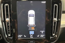 valkoinen Volvo XC40 2019 kuva 20.