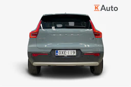 sininen Volvo XC40 2018 kuva 3.