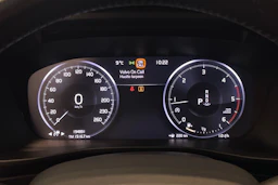 sininen Volvo XC40 2018 kuva 15.