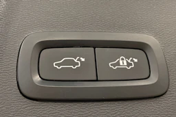 sininen Volvo XC40 2018 kuva 23.