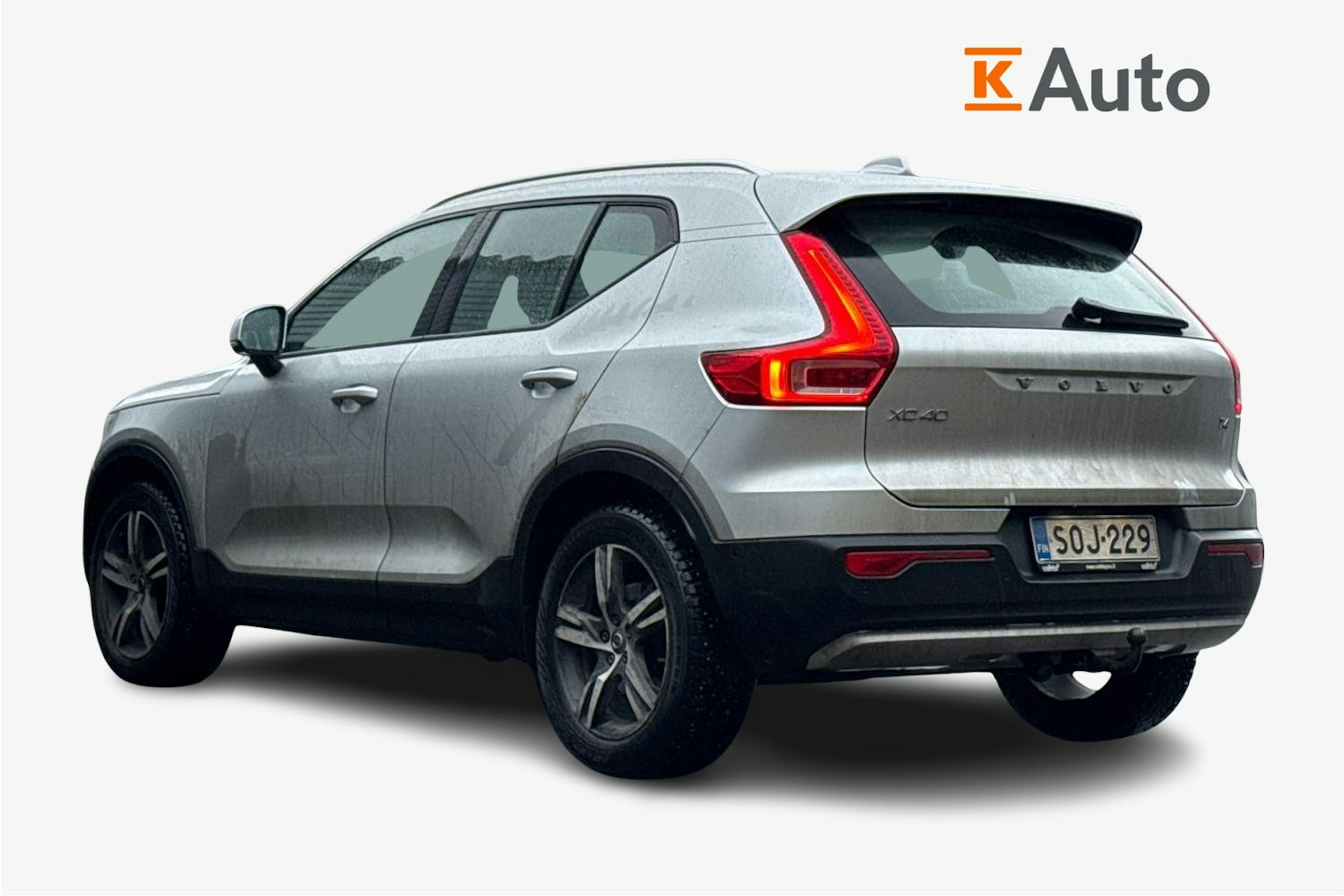 harmaa Volvo XC40 2018 kuva 2.