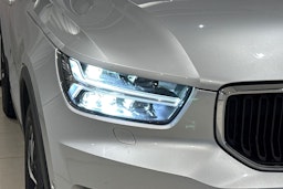 harmaa Volvo XC40 2019 kuva 15.