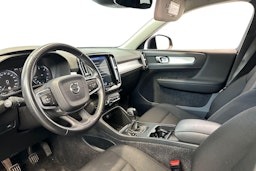 musta Volvo XC40 2019 kuva 3.