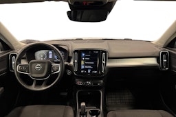 valkoinen Volvo XC40 2019 kuva 7.