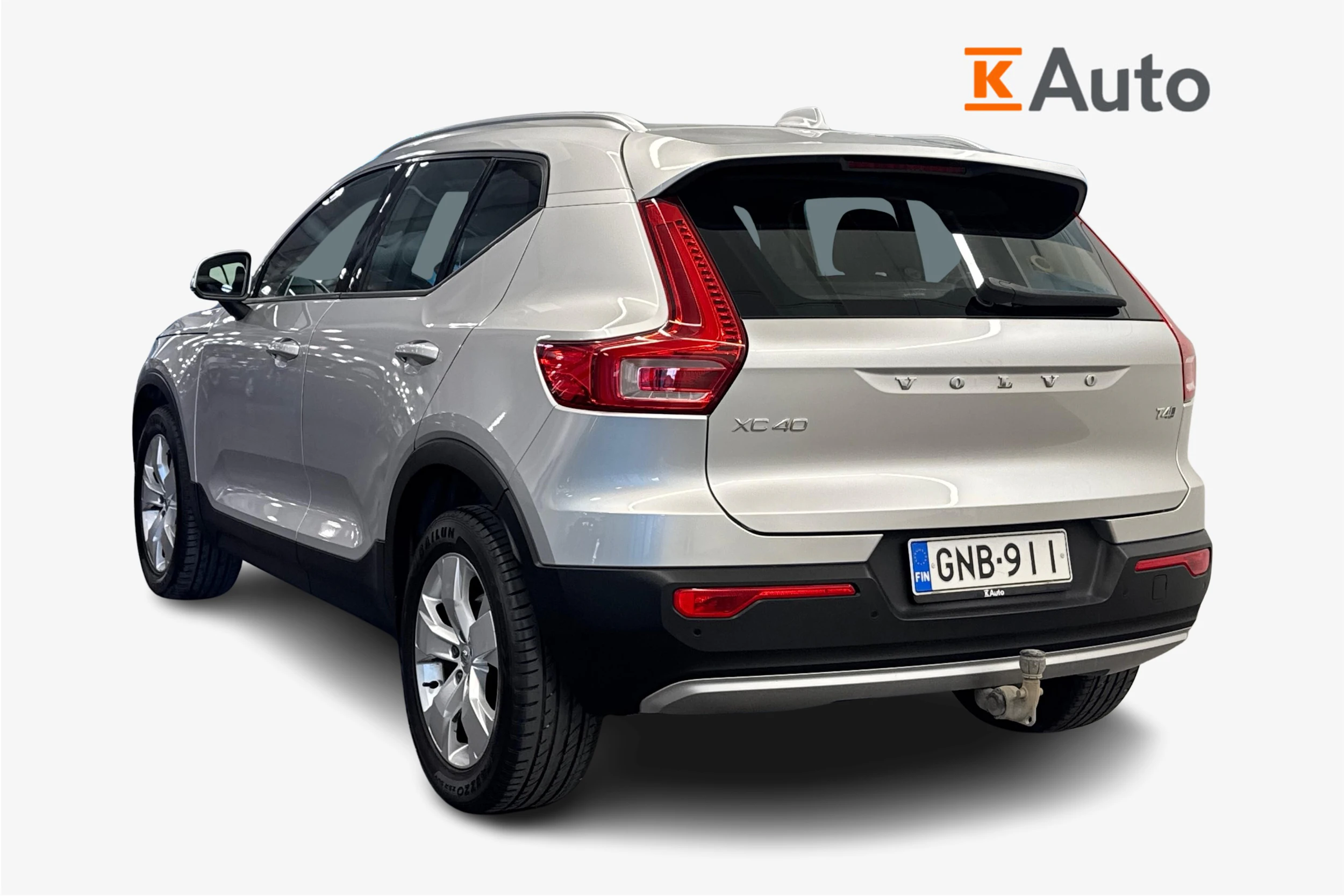 harmaa Volvo XC40 2019 kuva 3.