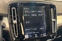 harmaa Volvo XC40 2019 kuva 21.