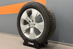 valkoinen Volvo XC40 2019 kuva 10.