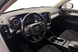 valkoinen Volvo XC40 2019 kuva 8.