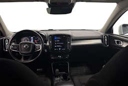 valkoinen Volvo XC40 2019 kuva 9.